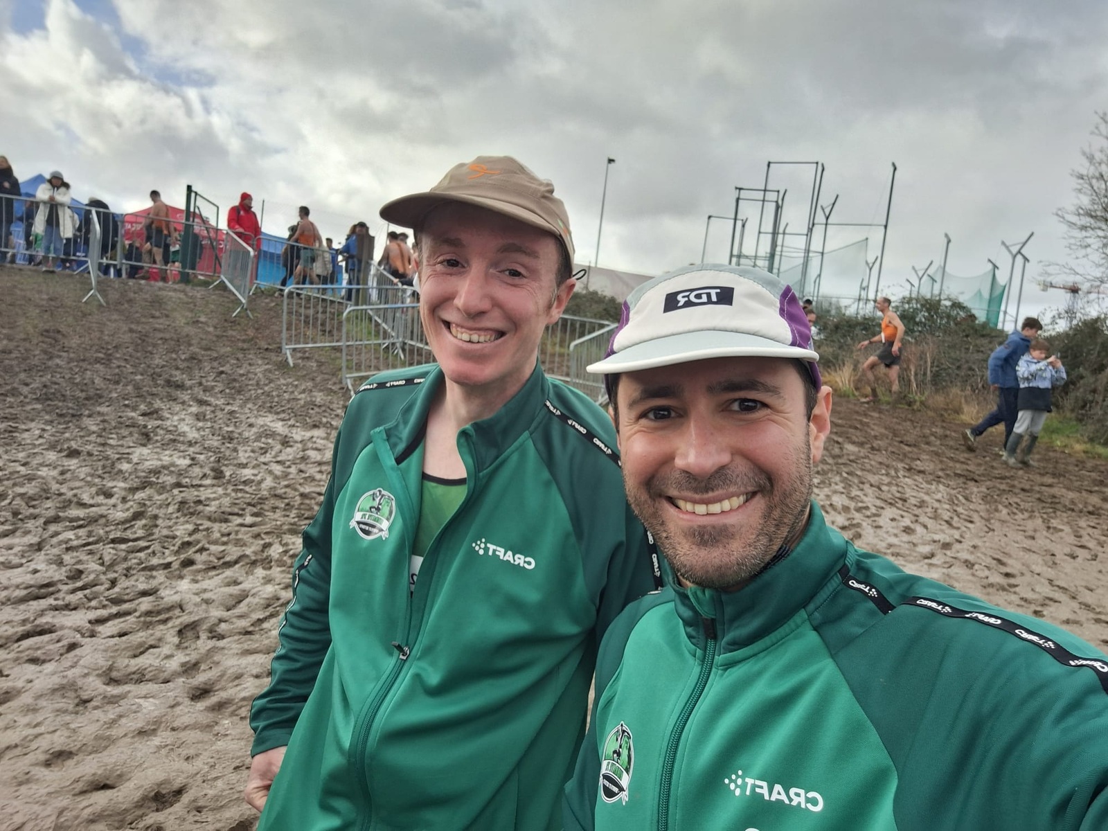 Du Cross Ouest-France aux Régionaux de cross à Laval : boue, sourires et esprit club 💚